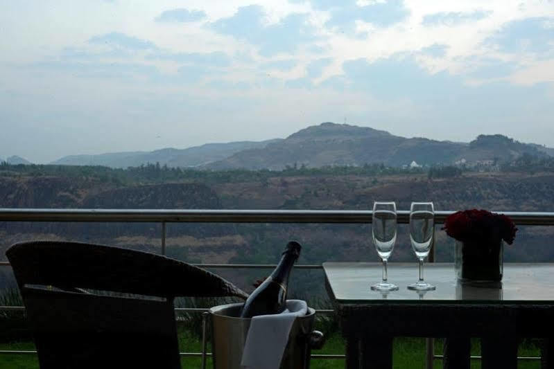 The Dukes Retreat Khandala Lonavala Εξωτερικό φωτογραφία